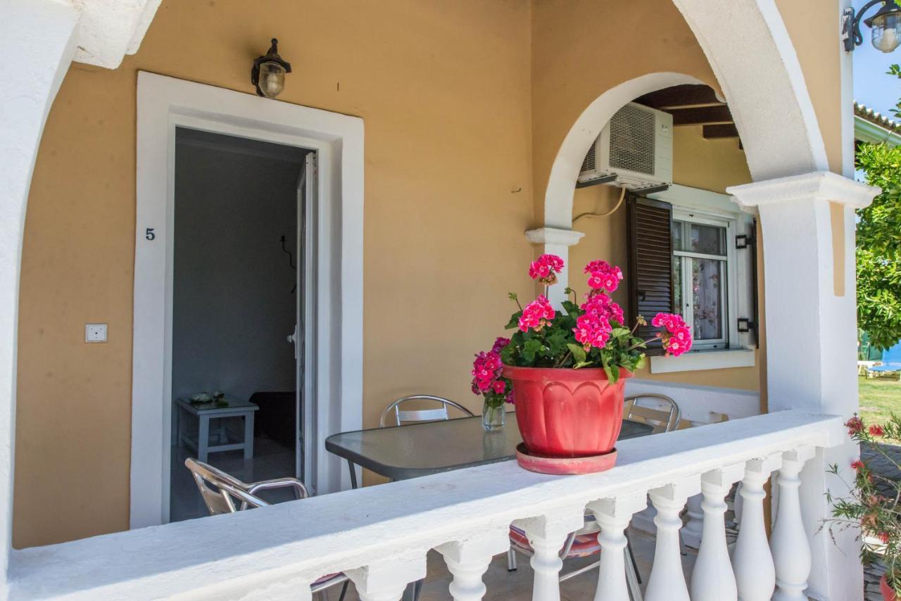 Villa Eleni Holidays Resort With Swimming Pool, ซีดารี ภายนอก รูปภาพ