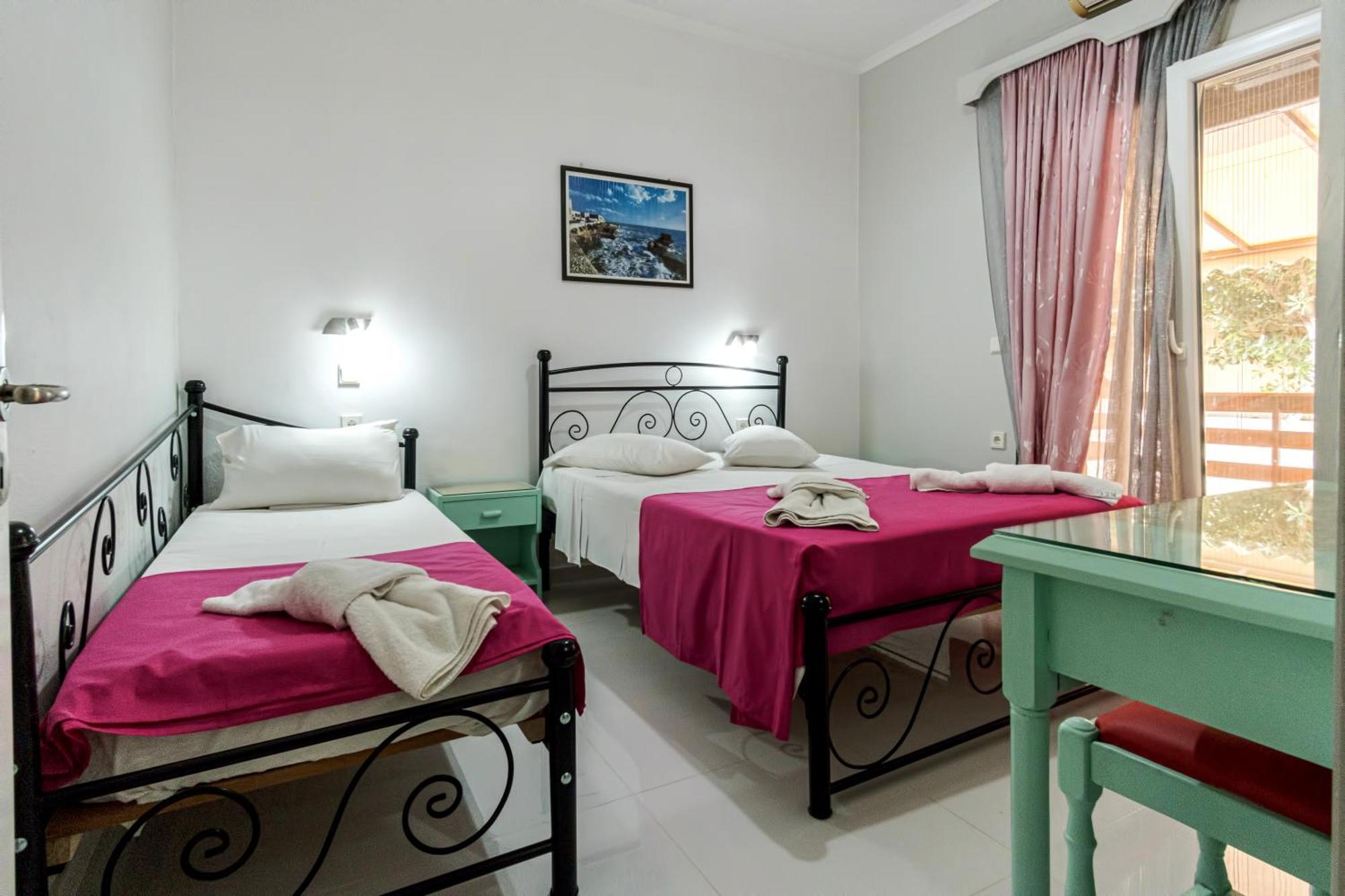 Villa Eleni Holidays Resort With Swimming Pool, ซีดารี ภายนอก รูปภาพ